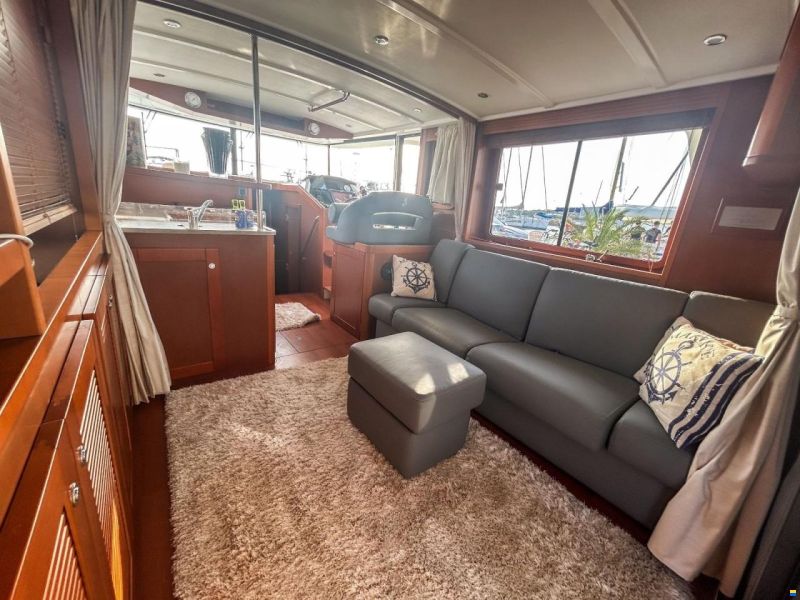 Beneteau Swift Trawler 44