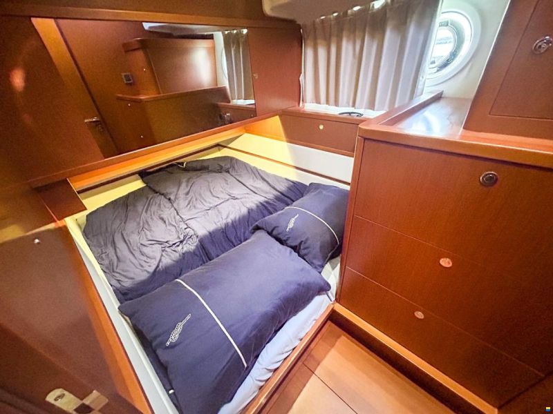 Beneteau Swift Trawler 44