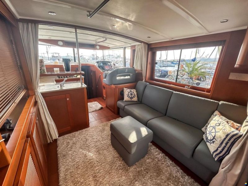 Beneteau Swift Trawler 44