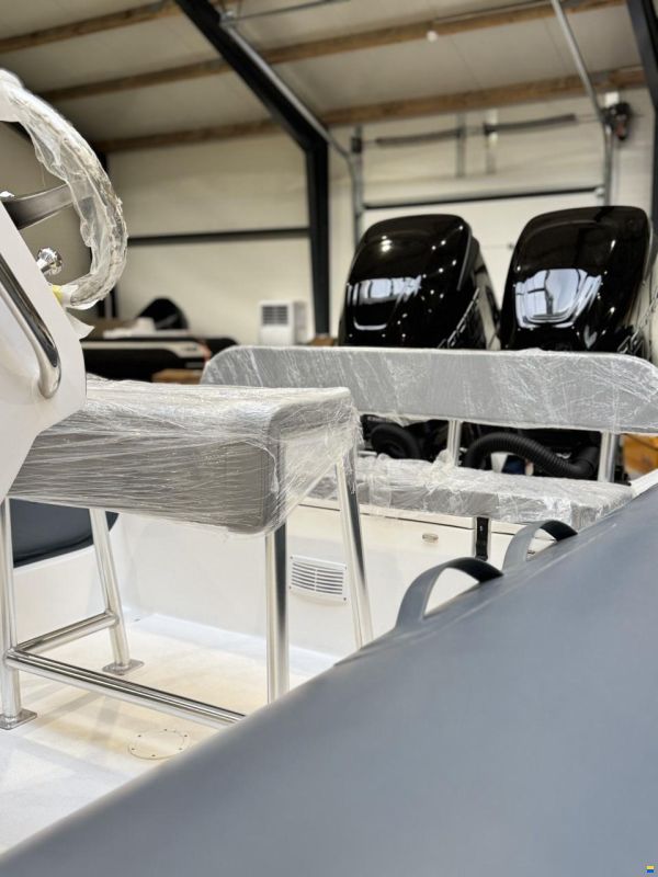 AB RIB Oceanus VST 24 - Military Grey Hy