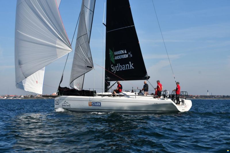 Italia Yachts 11.98 “Fuoriserie”