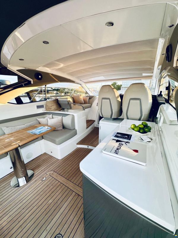 Princess V40