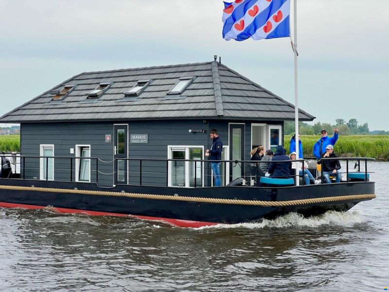 Prins Homeship 1350