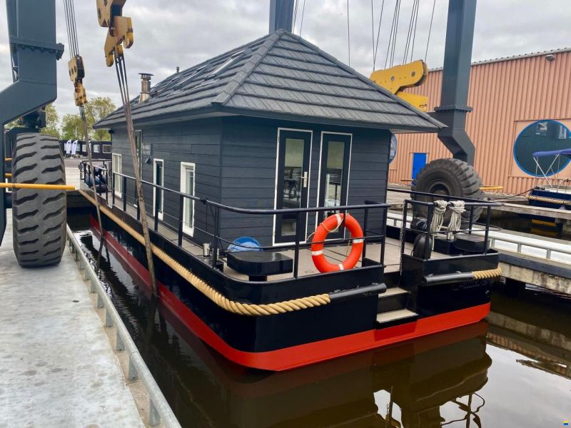 Prins Homeship 1350
