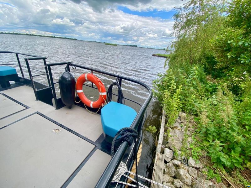 Prins Homeship 1350