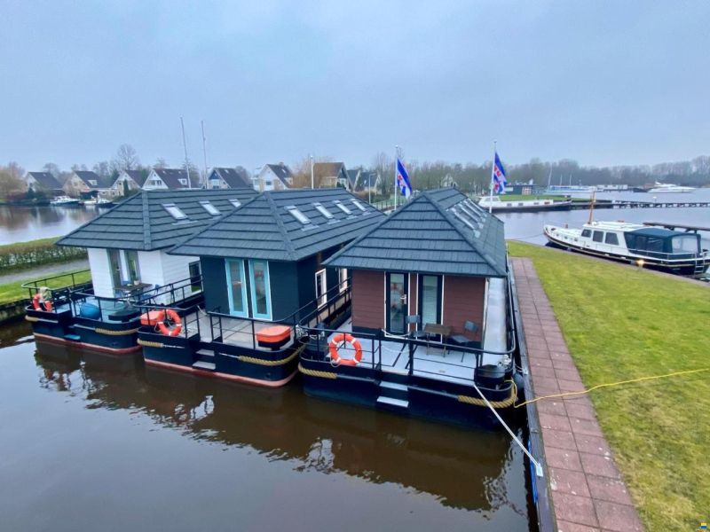 Prins Homeship 1350