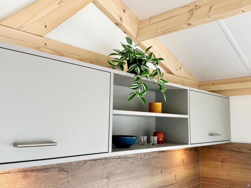 Homeship Vaarchalet 1250D Luxe Houseboat