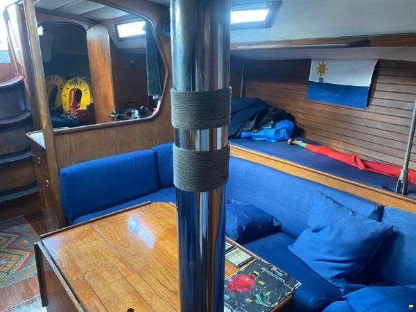 Beneteau First 38