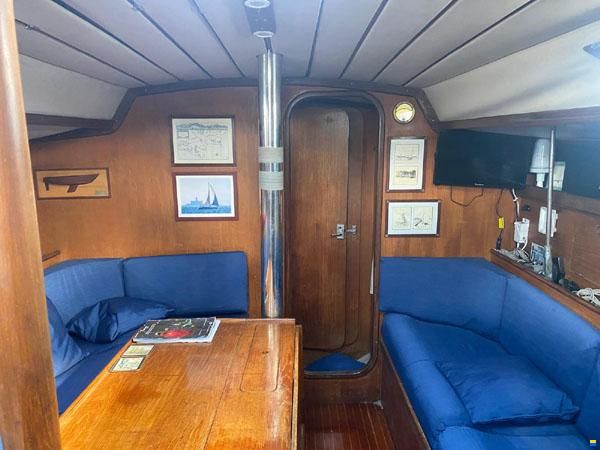 Beneteau First 38