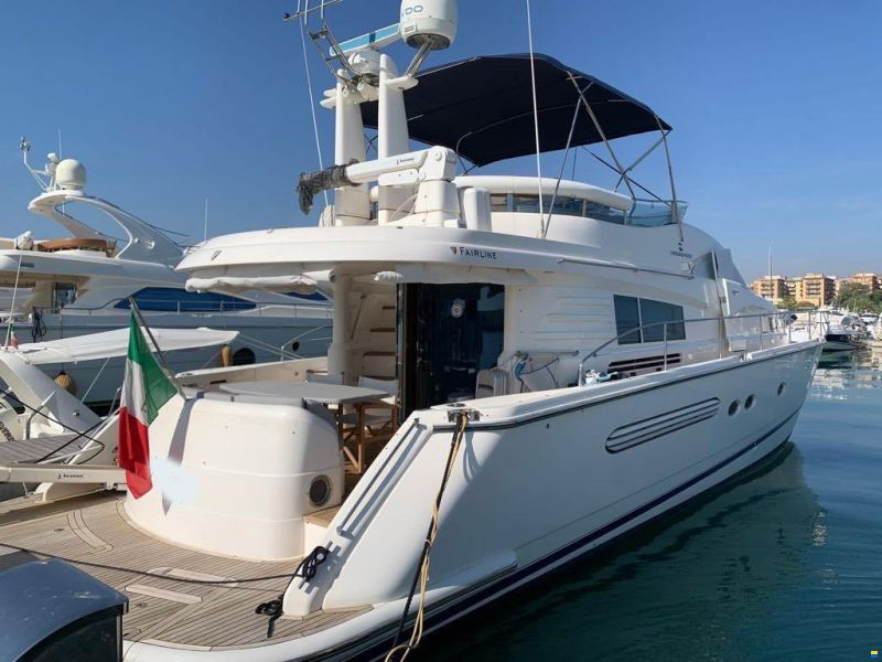 Fairline SQUADRON 62