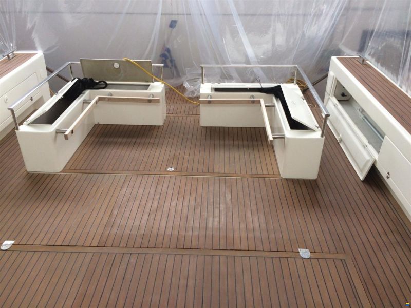 V yacht v 40