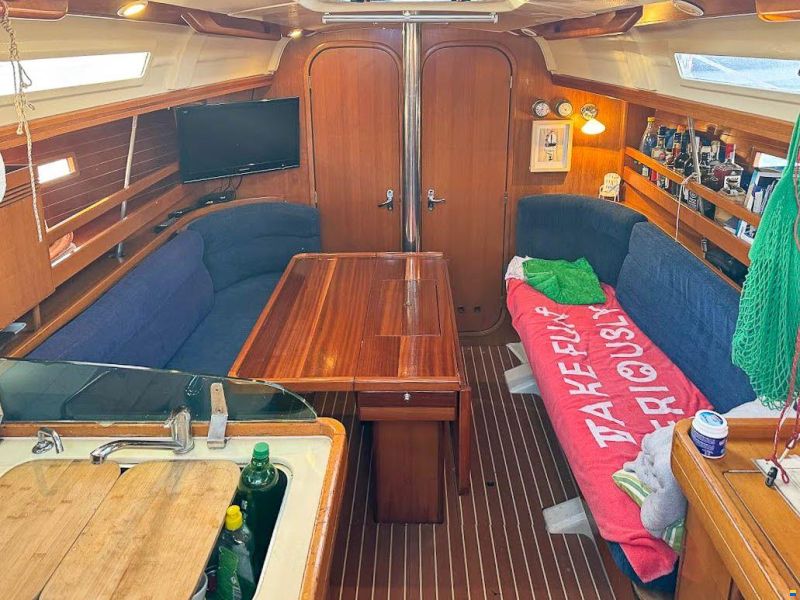 Dufour 34 Performance