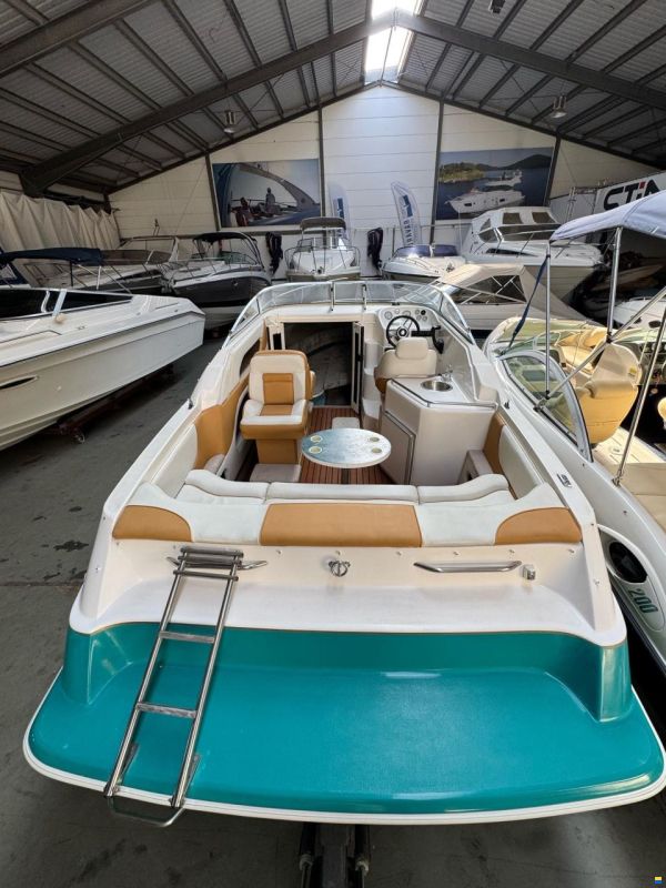 Bayliner 240 XLE Cutter