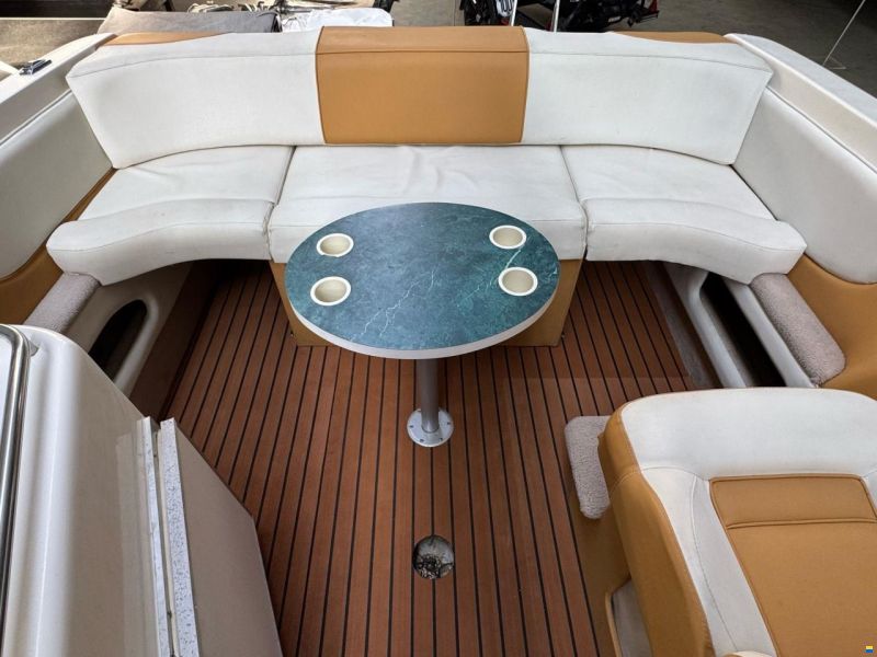 Bayliner 240 XLE Cutter