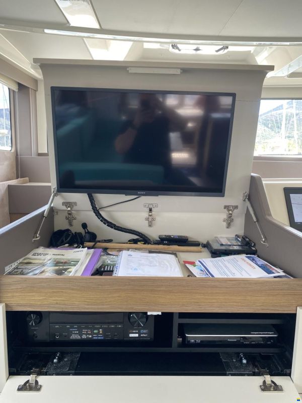 Cranchi Eco Trawler 43 Long Distance