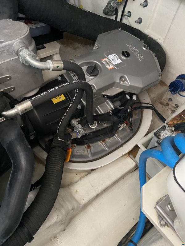 Cranchi Eco Trawler 43 Long Distance