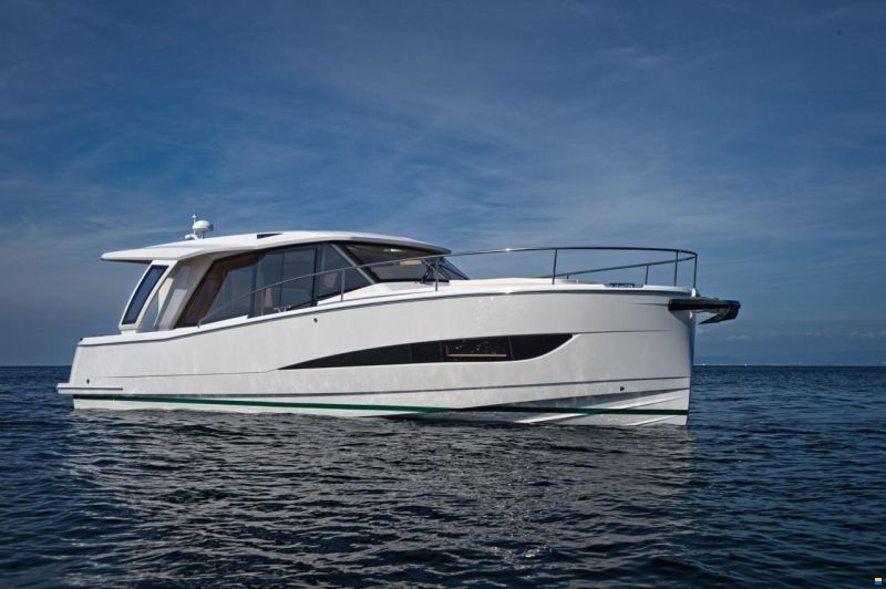 Greenline 39 H-Drive