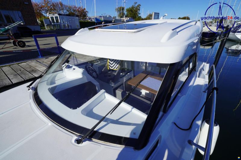 Beneteau Antares 8 OB