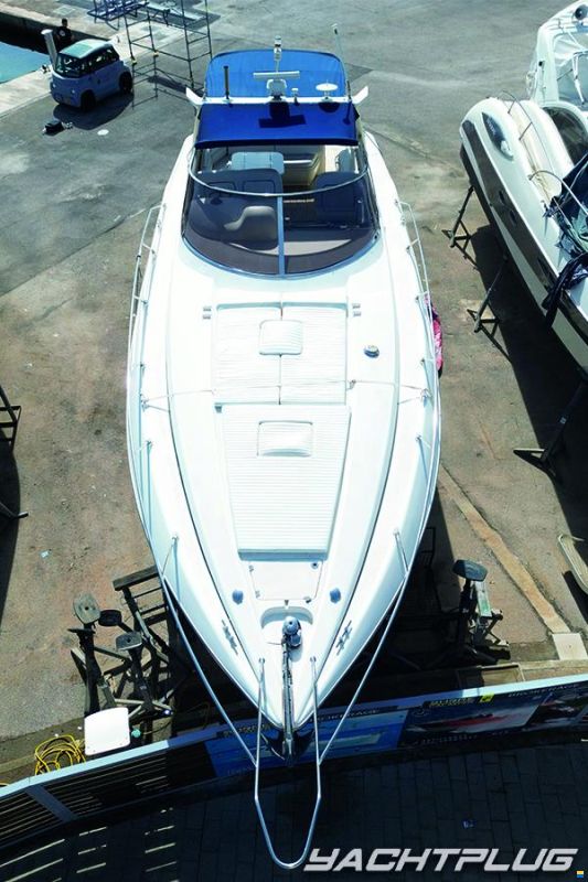 Sunseeker Mustique 42