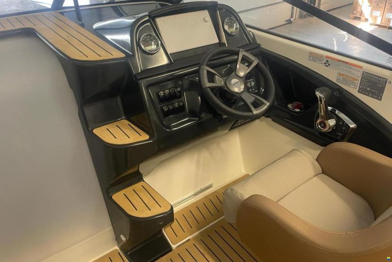 Quicksilver 755 Activ Cruiser