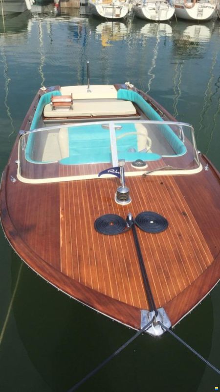 Riva Junior
