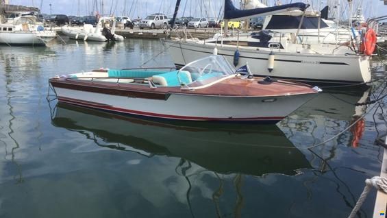 Riva Junior