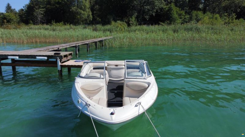 Maxum Runabout