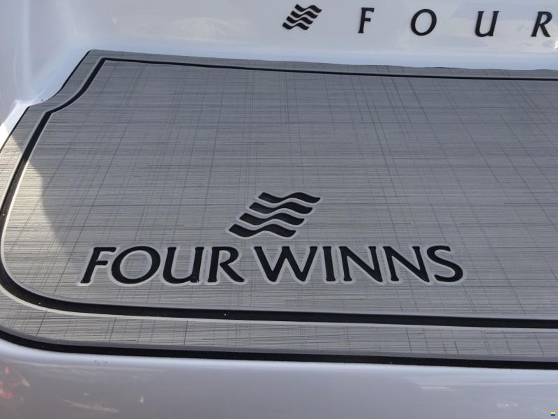 Four Winns H1
