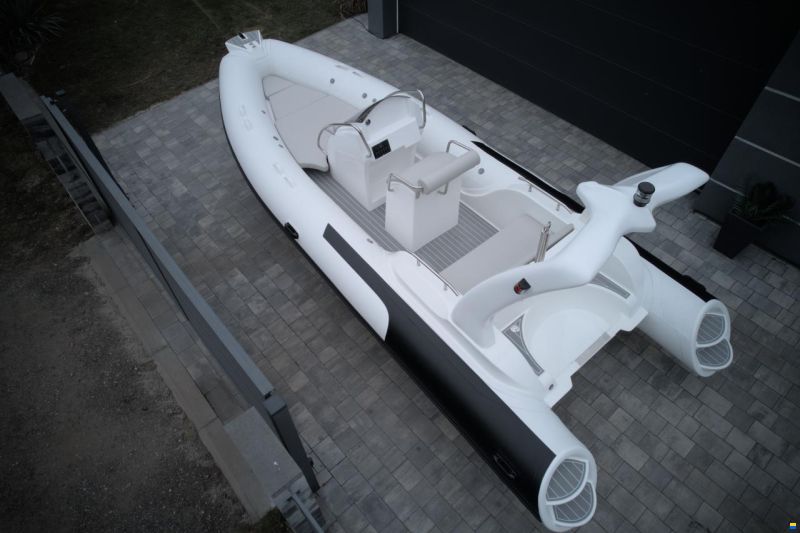 RIB 580B