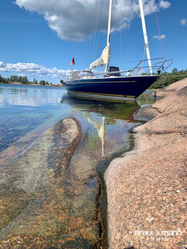 Helmsman 1200