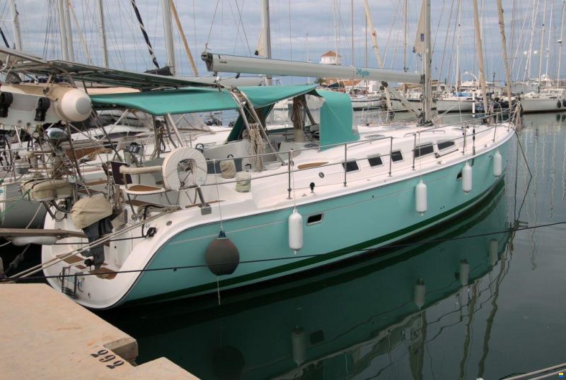 Hunter Marine 49