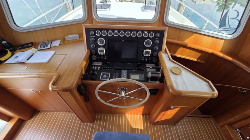 Privateer Trawler 50