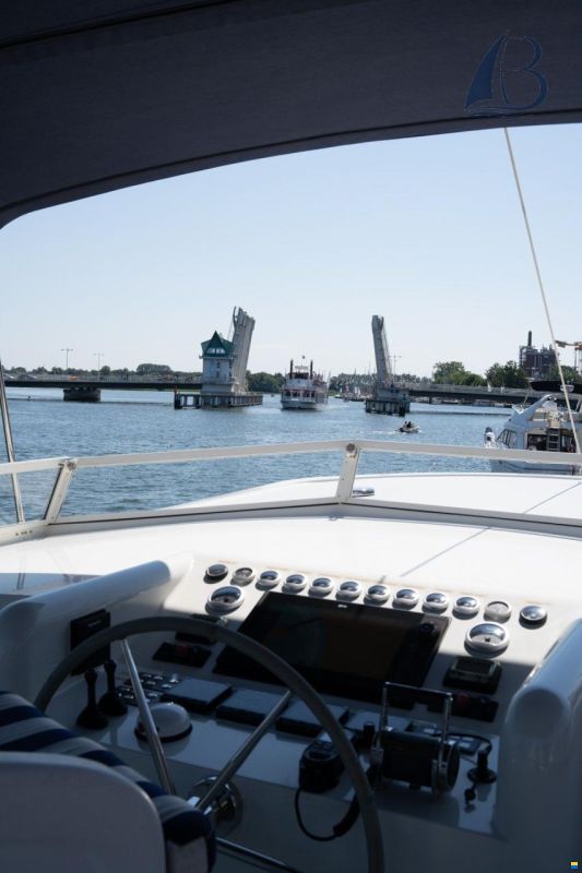 Privateer Trawler 50