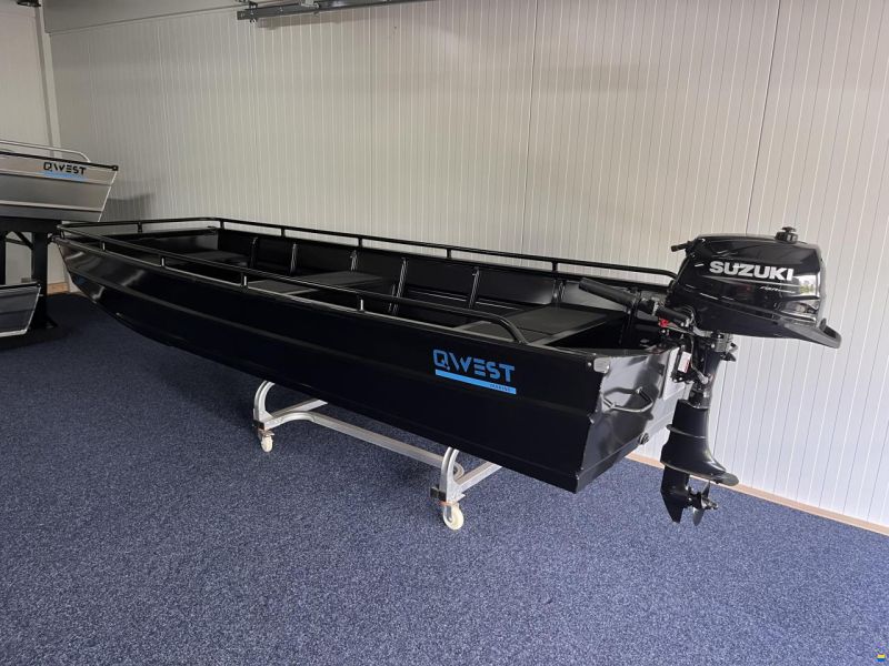 Qwest Marine F361 Black