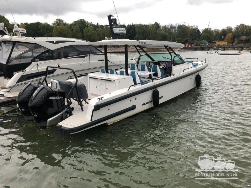 Axopar 37 SUN TOP, BRABUS LINE