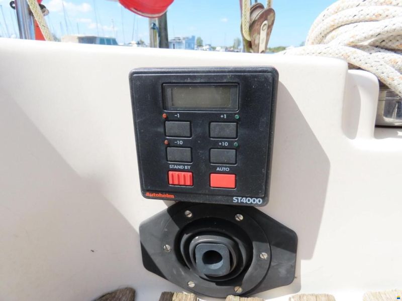 Beneteau First 30 Es