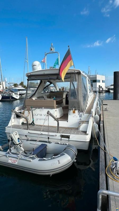 Sealine SC 35