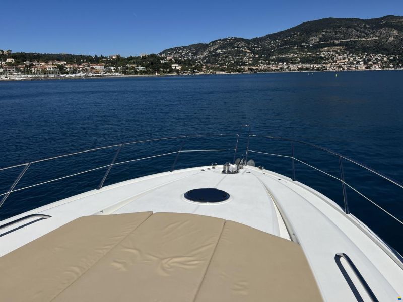 Sunseeker Predator 60