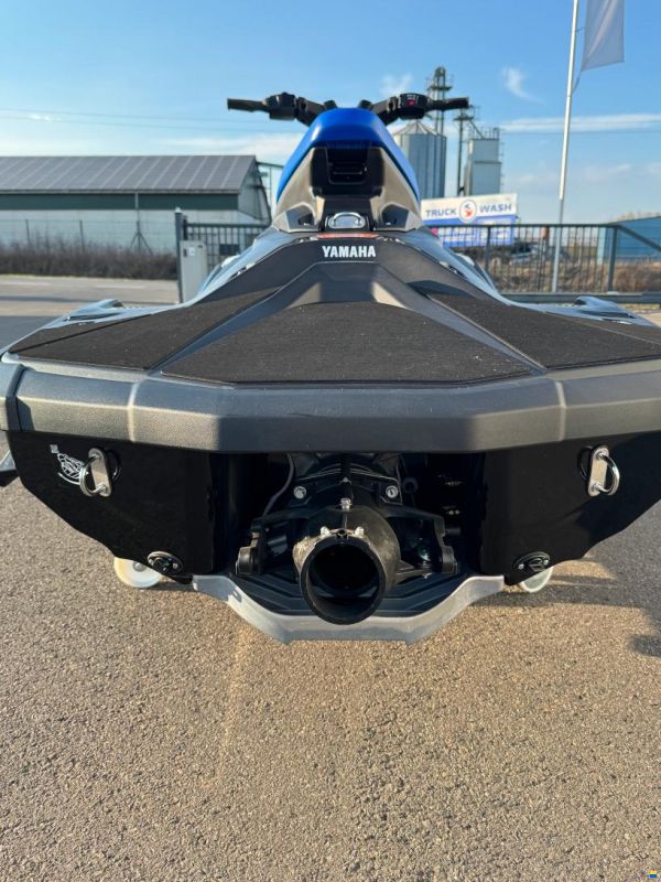 Yamaha WaveRunner JetBlaster