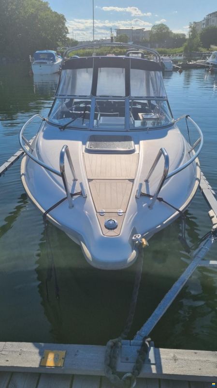 Uttern D66 Exclusive