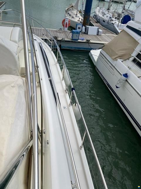 Ferretti 480