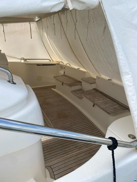 Ferretti 480