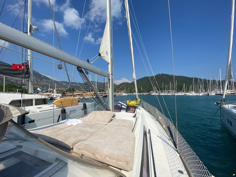 Beneteau Oceanis 48