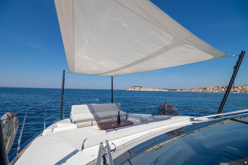 Azimut Fly 60