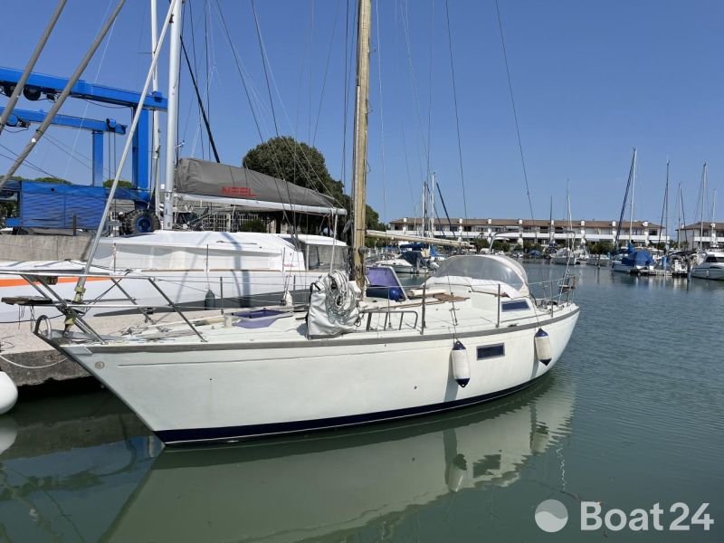 Dufour 35