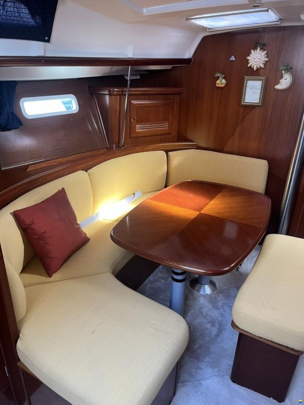 Beneteau Oceanis 393 Clipper