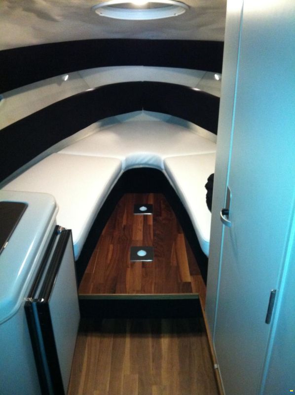 Chris Craft 262 Crowne