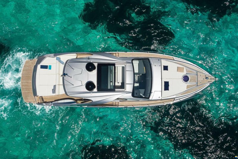 Pershing 5x
