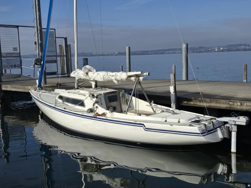 Artekno H-Boot