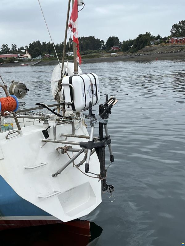 Damien II Schooner 49